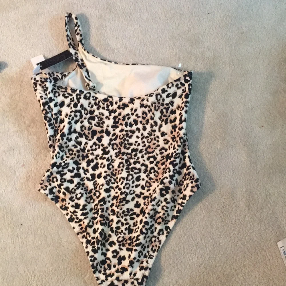 Ibiza Size XL Animal Print One Piece One Shoulder Swimsuit - Picture 5 of 7